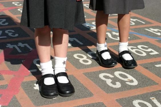 راهنمای خرید کفش مدرسه