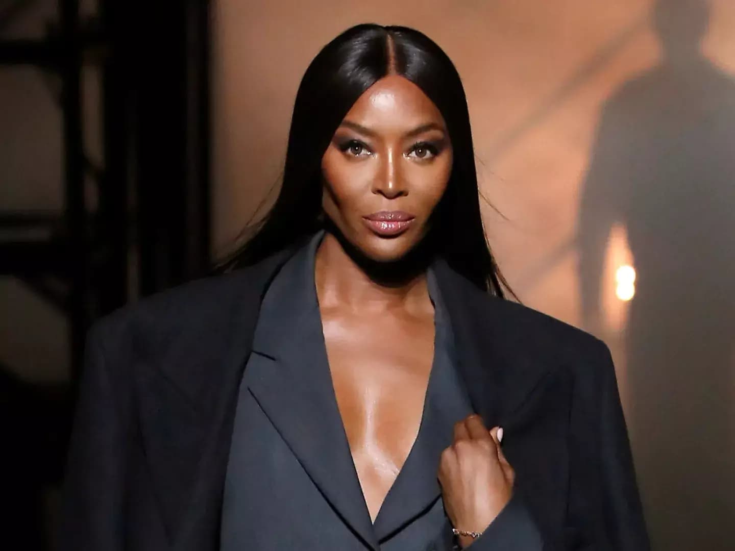 راز مراقبت پوست نائومی کمبل