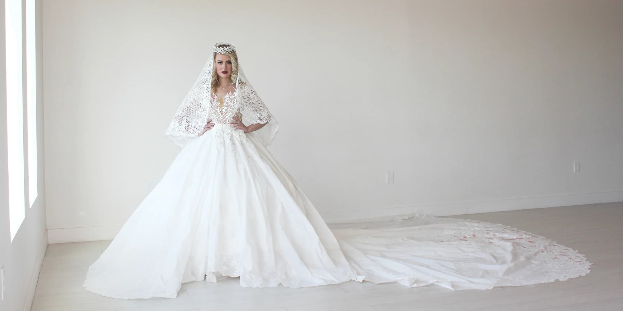 عجیب‌ترین لباس عروس دنیا