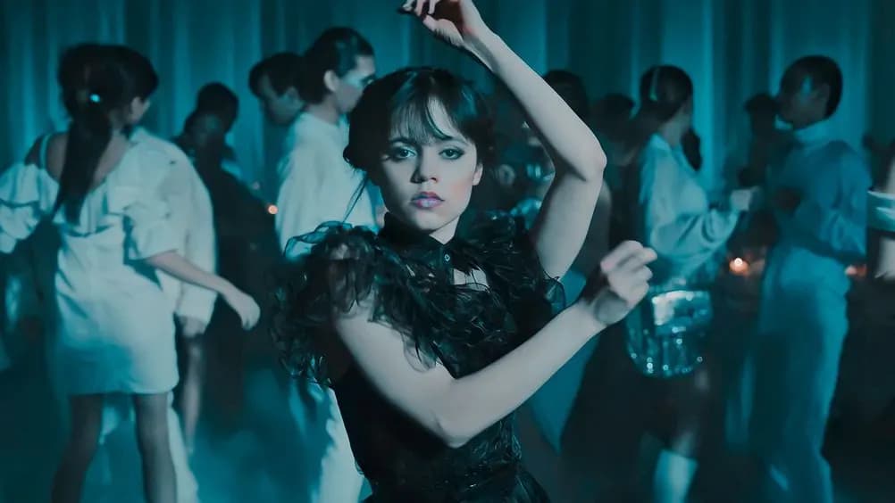 بررسی استایل بازیگران سریال ونزدی + فصل دوم