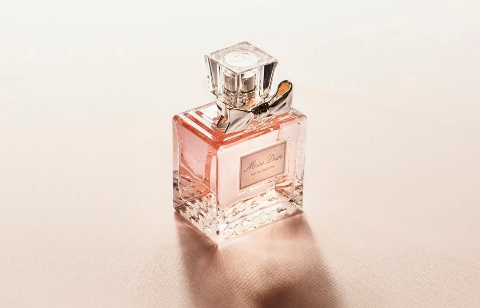 بهترین عطرهای دیور برای هر فصل