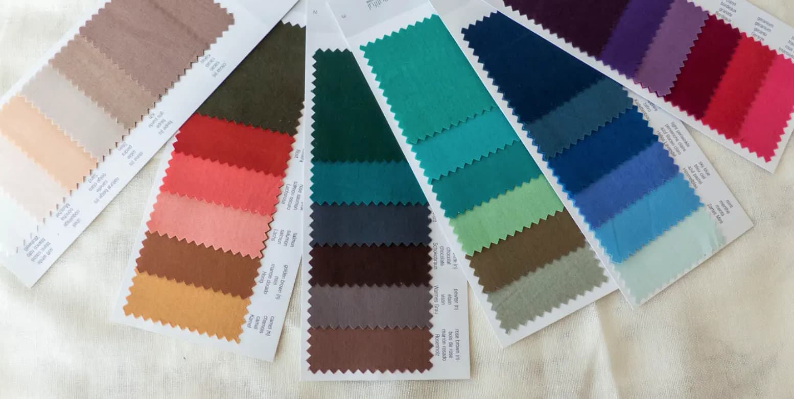 اسامی رنگهای مشابه و کاربرد آنها در طراحی لباس