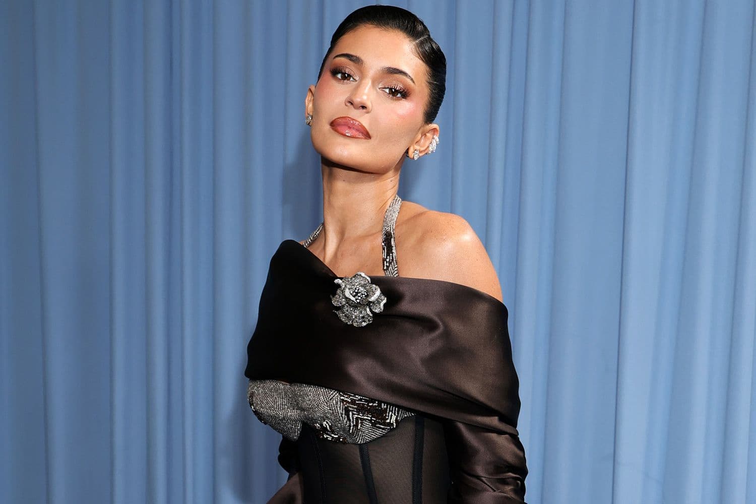 کایلی جنر؛ از ستارهی تلویزیون تا امپراتوری زیبایی