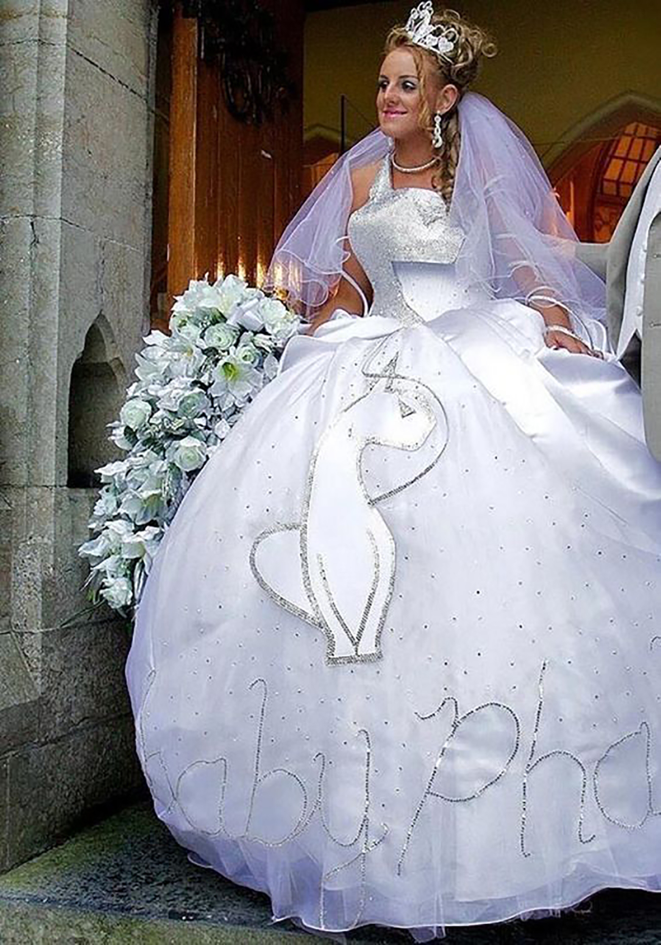 عجیب‌ترین لباس عروس دنیا با طرح گربه